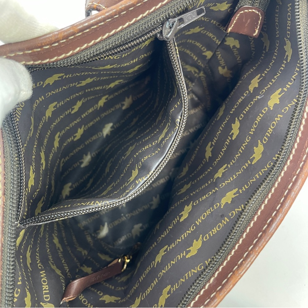 Hunting World Leather & Canvas Olive Tote - Picture 13 of 14